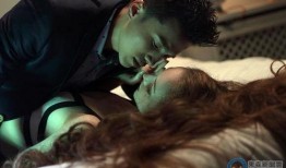 法国亲密在线观看视频,在线观看视频中的浪漫时光