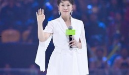 娱乐吃瓜四字女星是谁啊,她是如何成为娱乐圈焦点人物的？