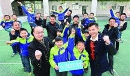 武汉男孩爆料学校视频,揭露校园内幕引发关注