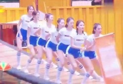 百万网红美女吃瓜