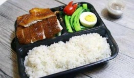 外卖小哥爆料手抓饭视频,街头美食背后的感人故事