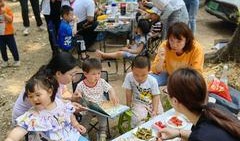 吃瓜论坛社区网红是谁,揭秘吃瓜界网红的传奇人生